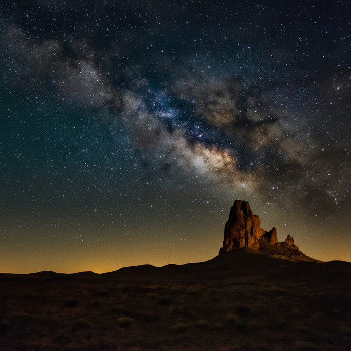 Aglatha Peak In Monument Valley 